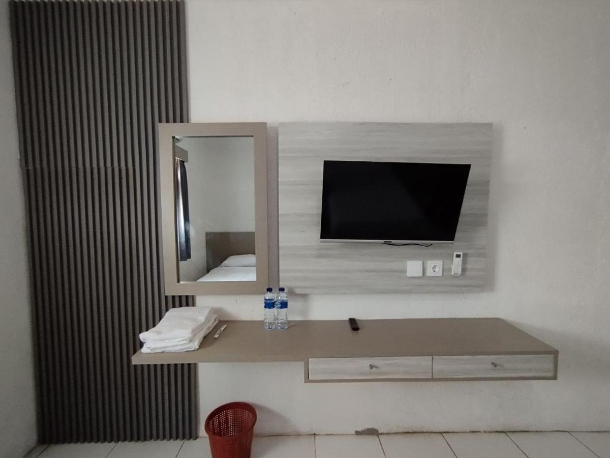Hotel Syariah Selamat Sukabumi Esterno foto