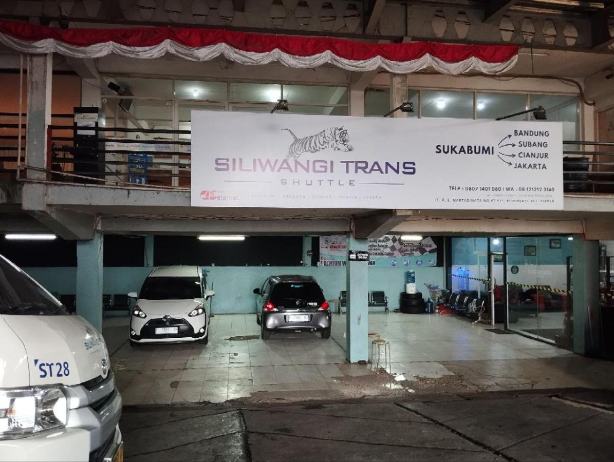 Hotel Syariah Selamat Sukabumi Esterno foto