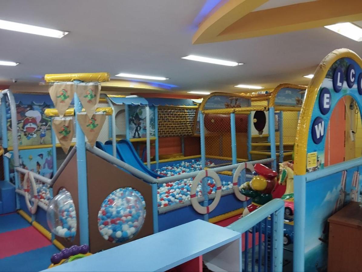 Hotel Syariah Selamat Sukabumi Esterno foto